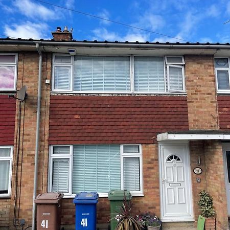 Tilbury Docks Rooms For Short Letting Exterior foto