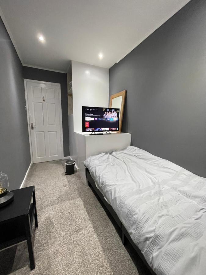 Tilbury Docks Rooms For Short Letting Exterior foto